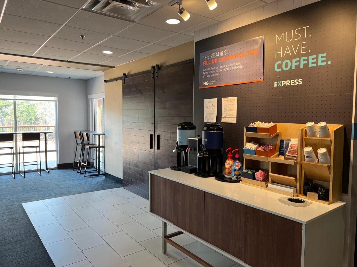 Holiday Inn Express Hotel & Suites Atlanta Airport West - Camp Creek By Ihg Exteriör bild